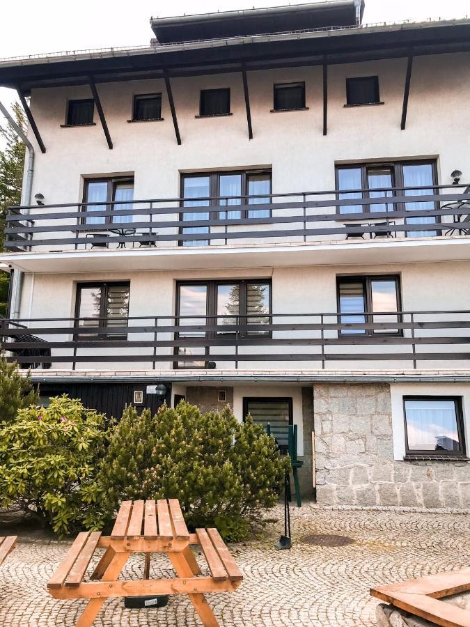 Willa Pod Skocznia Karpacz Esterno foto
